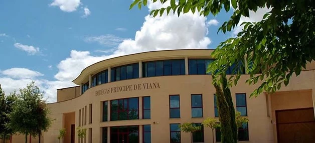 Bodegas PRÍNCIPE DE VIANA: Tradición Nobiliaria y Vanguardia en el Corazón de Navarra