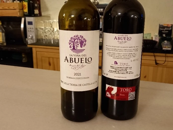 Vinos: VIÑA DEL ABUELO-2021